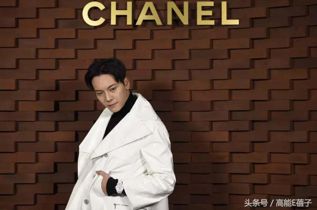 炫迈广告代言人快乐奔跑的日常,活力四溢的青春风采展示